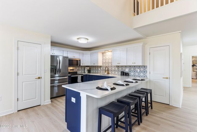 6033 Shiloh Drive, Wilmington, NC 28409