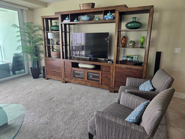 650 GOLDEN GATE POINT 301, Sarasota, FL 34236