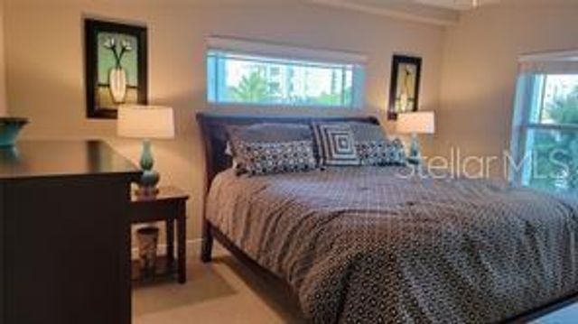 650 GOLDEN GATE POINT 301, Sarasota, FL 34236