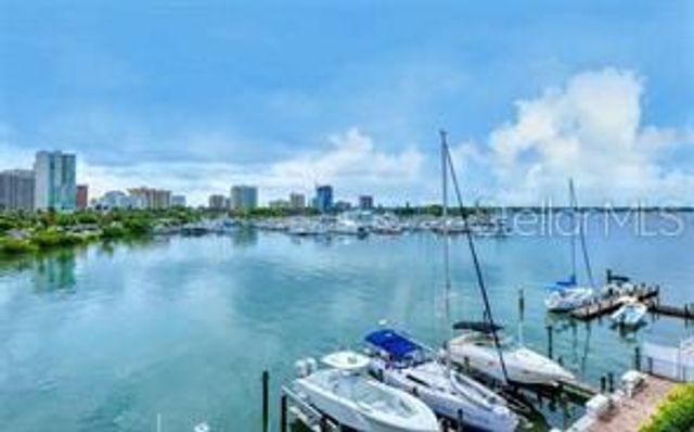 650 GOLDEN GATE POINT 301, Sarasota, FL 34236