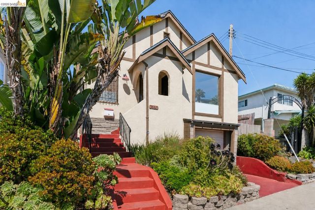 7650 Ney Ave, Oakland, CA 94605