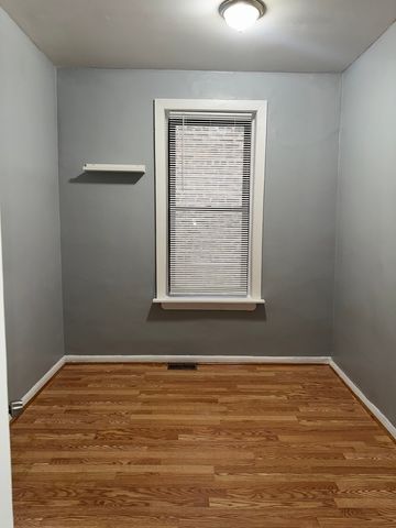 940 W 31st Place, Chicago, IL 60608