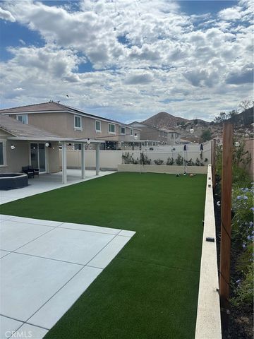 27219 Hideout Court, Menifee, CA 92585