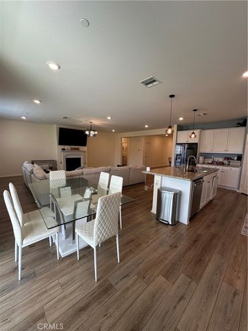 27219 Hideout Court, Menifee, CA 92585