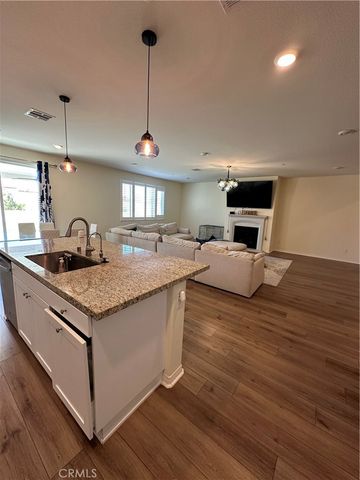 27219 Hideout Court, Menifee, CA 92585