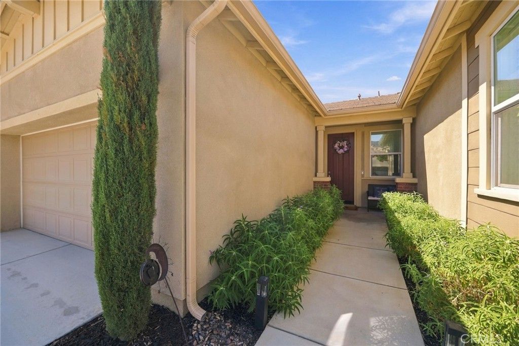 27219 Hideout Court, Menifee, CA 92585 — photo 2