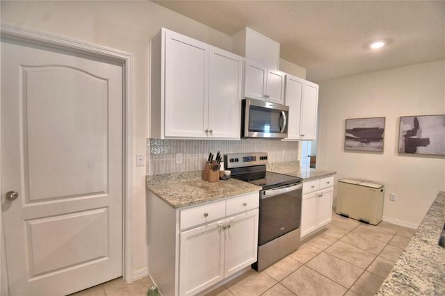 2839 MOULIN ROAD, Davenport, FL 33837