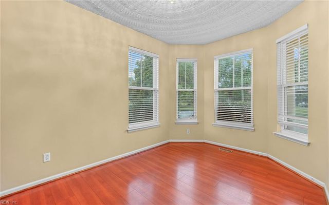 320 W 33rd ST, Norfolk, VA 23508