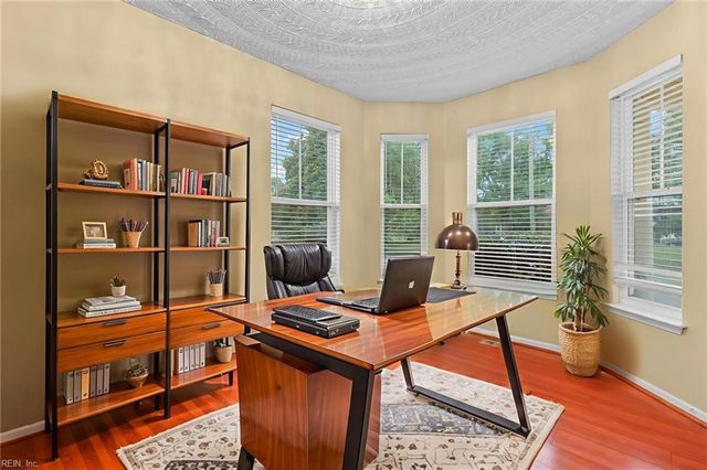 320 W 33rd ST, Norfolk, VA 23508