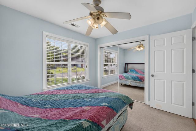 214 Gardenview Court NE, Leland, NC 28451