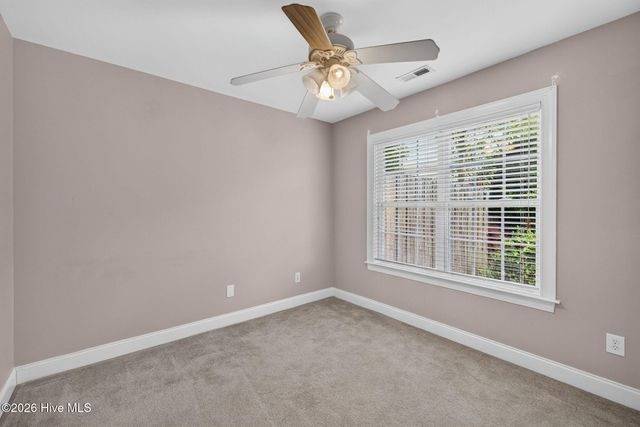 214 Gardenview Court NE, Leland, NC 28451
