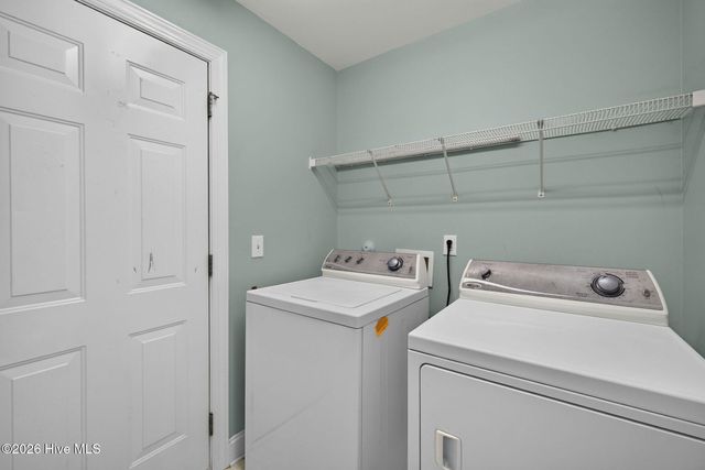 214 Gardenview Court NE, Leland, NC 28451
