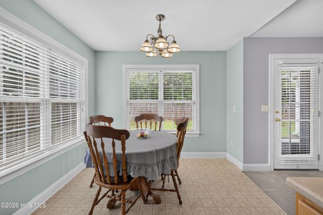 214 Gardenview Court NE, Leland, NC 28451