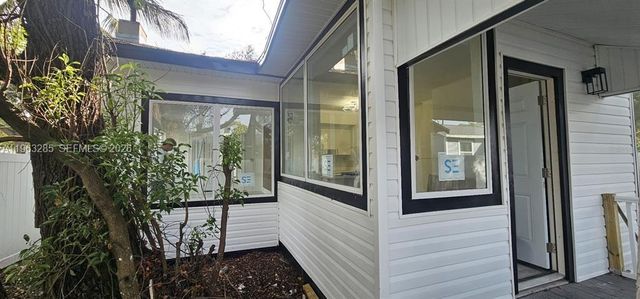 1311 11th Ave S, St Petersburg, FL 33705