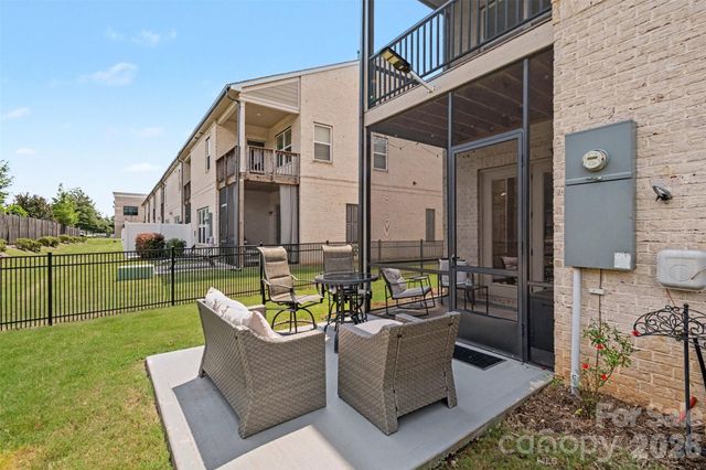 138 Heathbrook Lane, Waxhaw, NC 28173