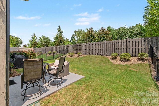 138 Heathbrook Lane, Waxhaw, NC 28173