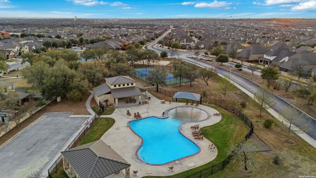 229 BEE CAVES CV, Cibolo, TX 78108