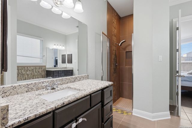 229 BEE CAVES CV, Cibolo, TX 78108