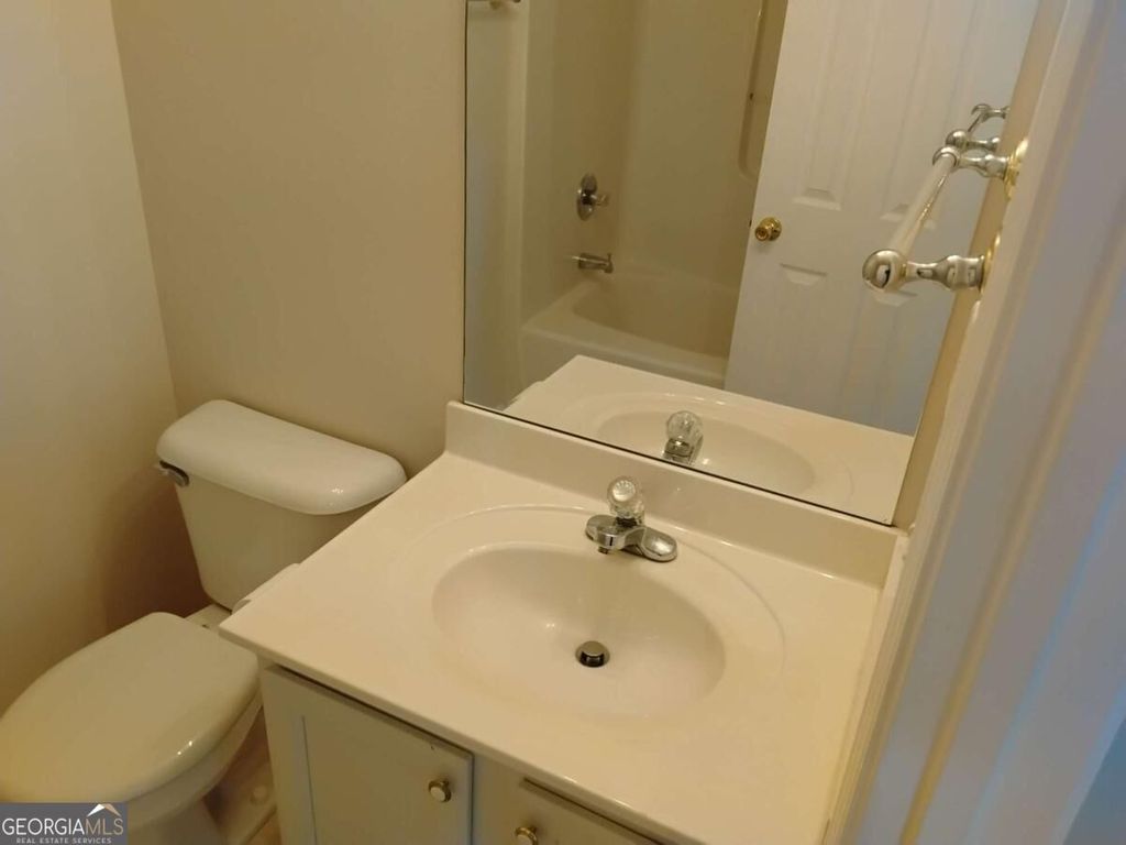 914 Tree Creek Boulevard, Lawrenceville, GA 30043 — photo 5