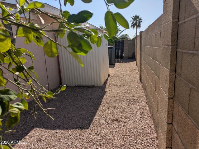 463 S OLMO Circle, Apache Junction, AZ 85120