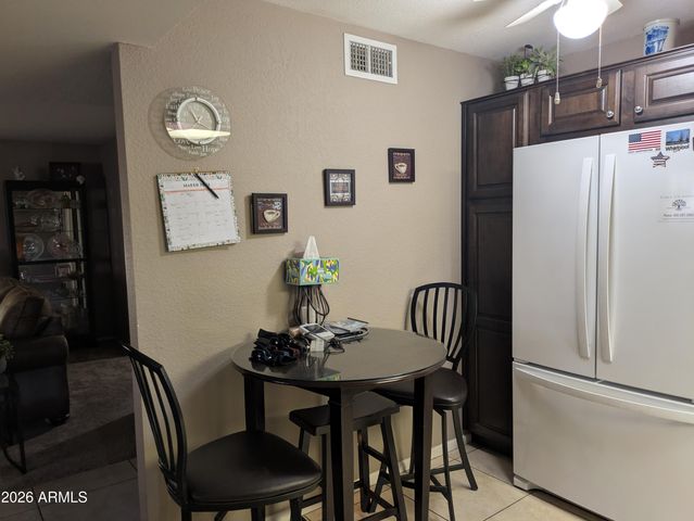 463 S OLMO Circle, Apache Junction, AZ 85120