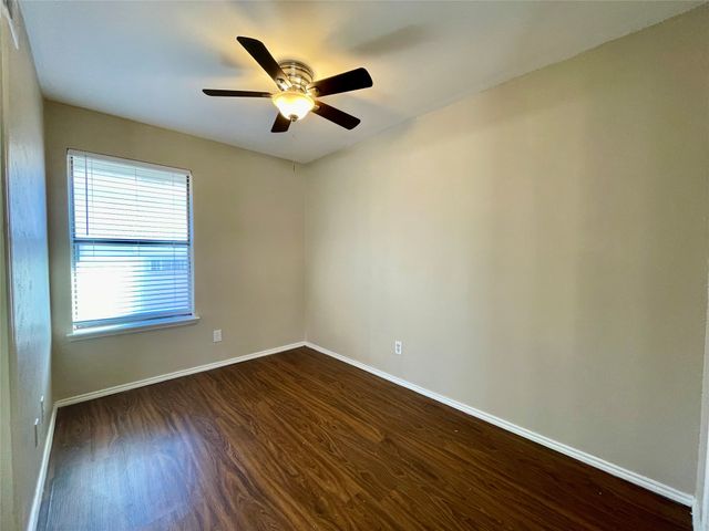 2526 W Prairie Street 203, Denton, TX 76201