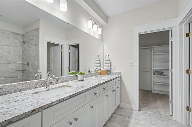 1013 Bluestem Circle, Baldwin City, KS 66006