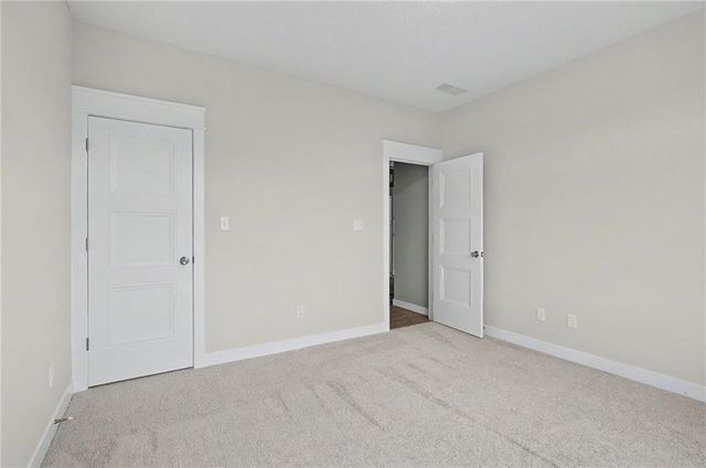 1013 Bluestem Circle, Baldwin City, KS 66006