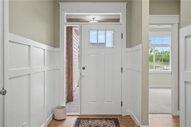 1013 Bluestem Circle, Baldwin City, KS 66006