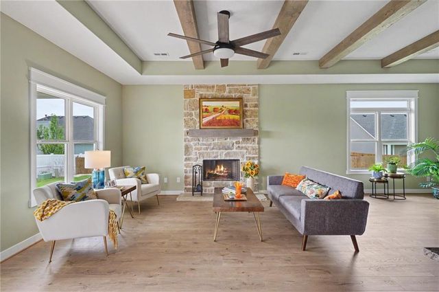 1013 Bluestem Circle, Baldwin City, KS 66006