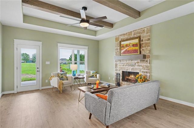1013 Bluestem Circle, Baldwin City, KS 66006