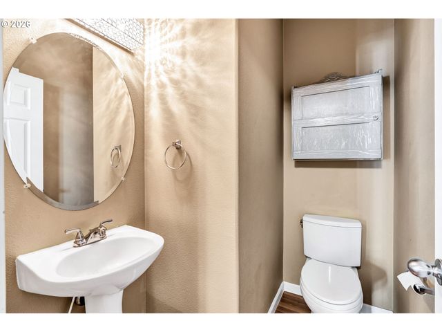 7854 Sw WATER PARSLEY Ln, Portland, OR 97224