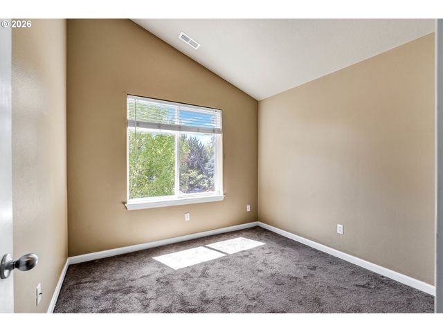 7854 Sw WATER PARSLEY Ln, Portland, OR 97224