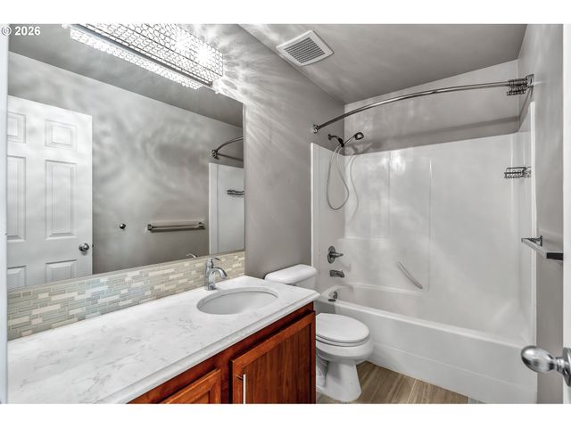7854 Sw WATER PARSLEY Ln, Portland, OR 97224