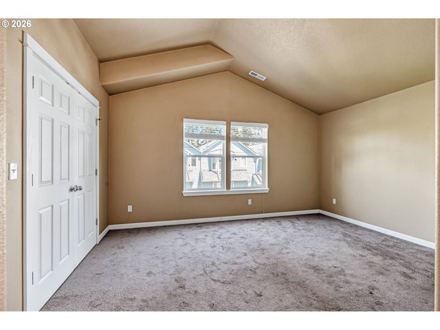 7854 Sw WATER PARSLEY Ln, Portland, OR 97224
