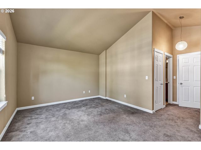 7854 Sw WATER PARSLEY Ln, Portland, OR 97224