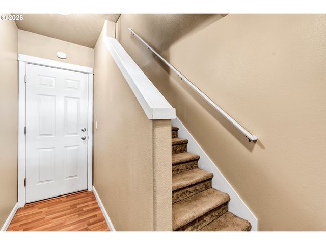 7854 Sw WATER PARSLEY Ln, Portland, OR 97224