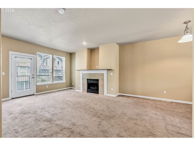7854 Sw WATER PARSLEY Ln, Portland, OR 97224