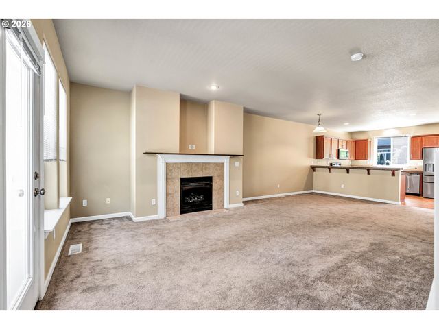 7854 Sw WATER PARSLEY Ln, Portland, OR 97224