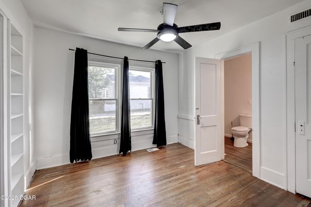 1728 Washington Avenue, Baxter Springs, KS 66713