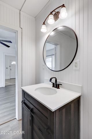 1728 Washington Avenue, Baxter Springs, KS 66713