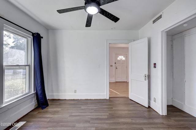 1728 Washington Avenue, Baxter Springs, KS 66713