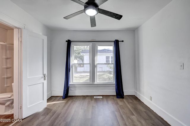 1728 Washington Avenue, Baxter Springs, KS 66713