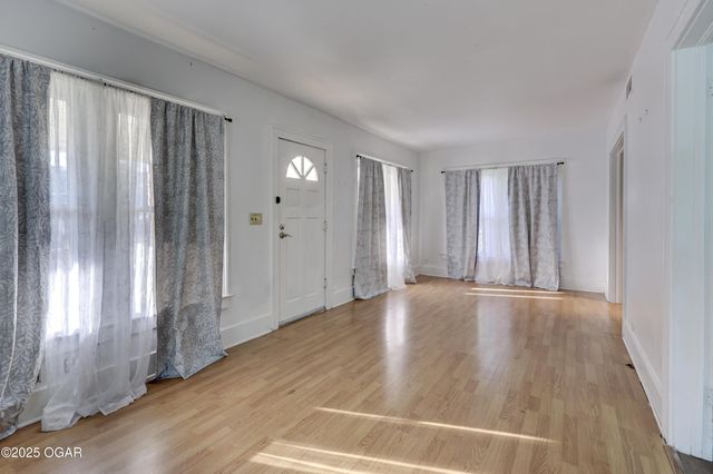 1728 Washington Avenue, Baxter Springs, KS 66713