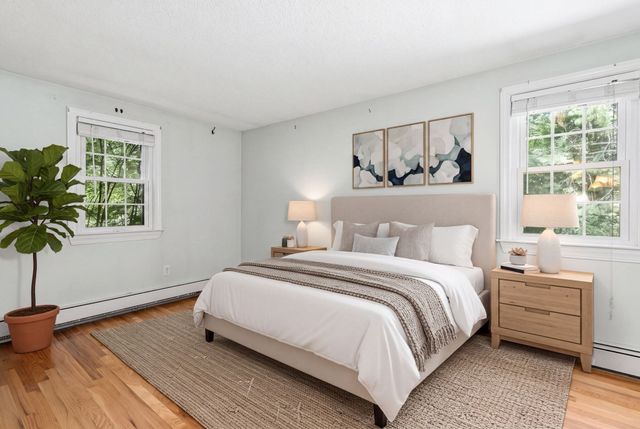 49 Old Farm Rd, Hanover, MA 02339