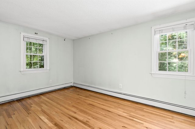 49 Old Farm Rd, Hanover, MA 02339
