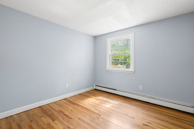 49 Old Farm Rd, Hanover, MA 02339