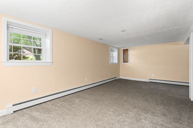 49 Old Farm Rd, Hanover, MA 02339