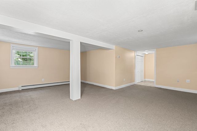 49 Old Farm Rd, Hanover, MA 02339