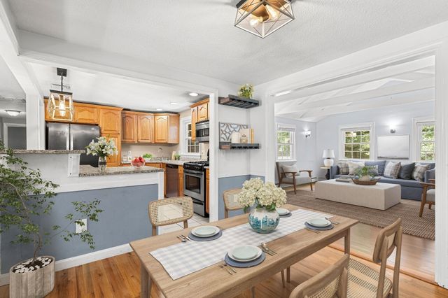 49 Old Farm Rd, Hanover, MA 02339